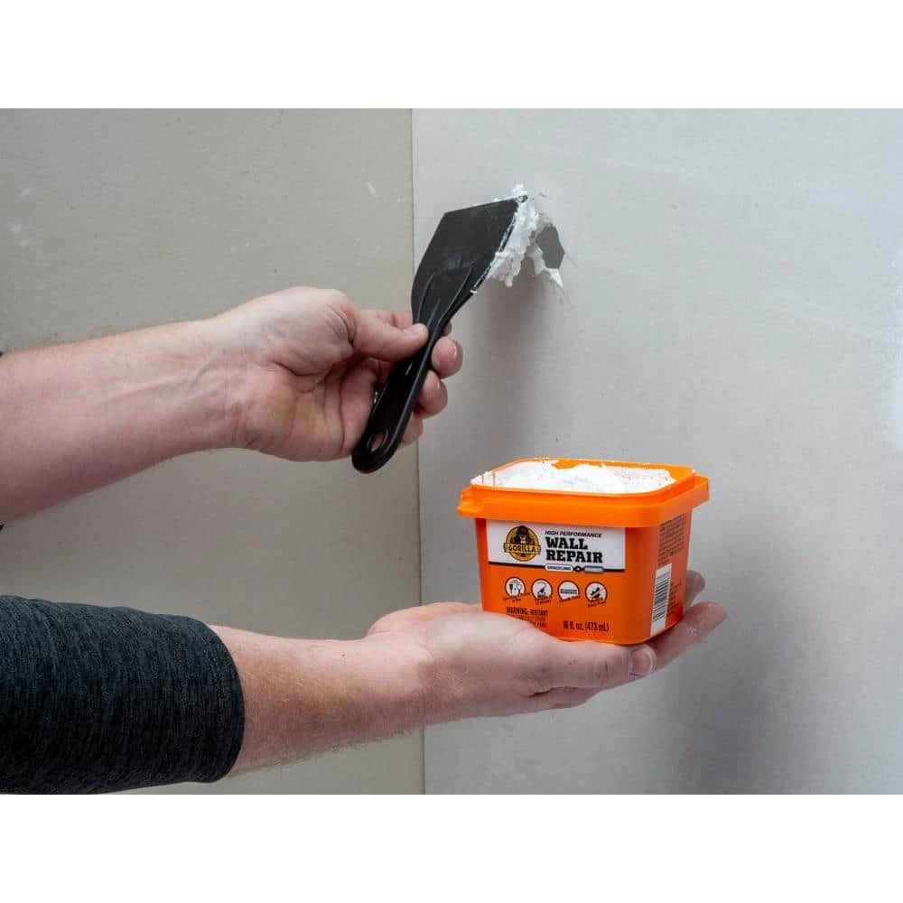 Gorilla 16 oz. Wall Repair Spackling Paste (6-Pack) 6 Gorilla 16 oz. Wall Repair Spackling Paste (6-Pack) - Image 4