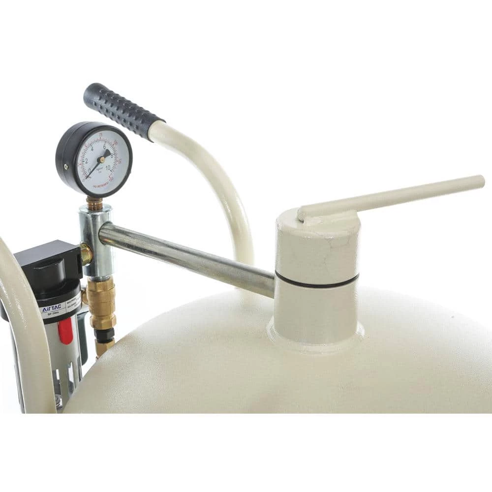 Shop Fox 20 Gal. Portable Sandblaster 6 Shop Fox 20 Gal. Portable Sandblaster - Image 4